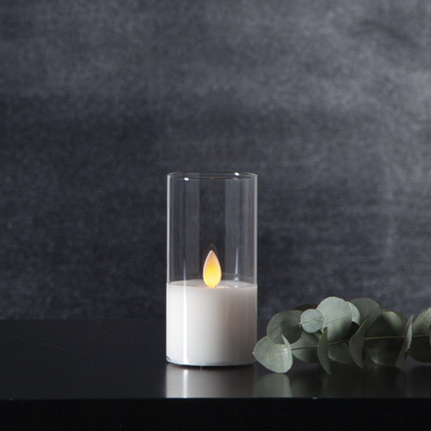 LED žvakė su tikro stiklo gaubtu, 12,5 cm
